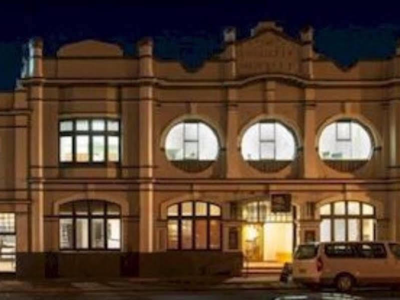 The Cornwall Historic Hotel Launceston Exteriör bild